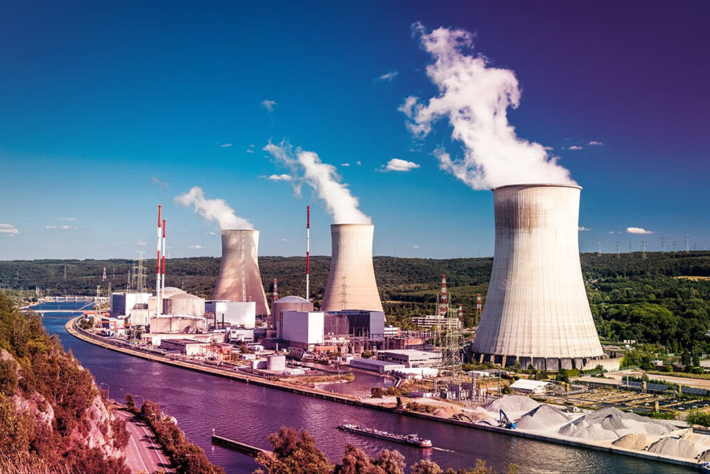 Emerging Nuclear States in the 21st Century: Challenges and Global Implications